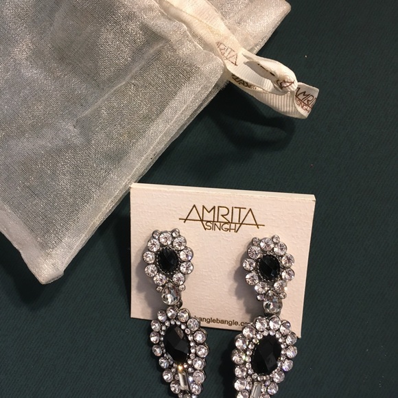 Amrita Singh Earrings - Never worn - Picture 2 of 5